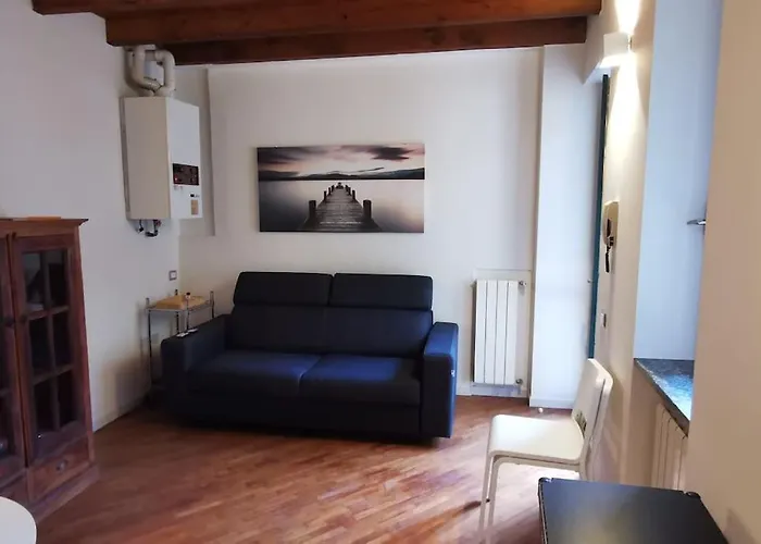 Apartament Bilocale In Corte Ristrutturata *
